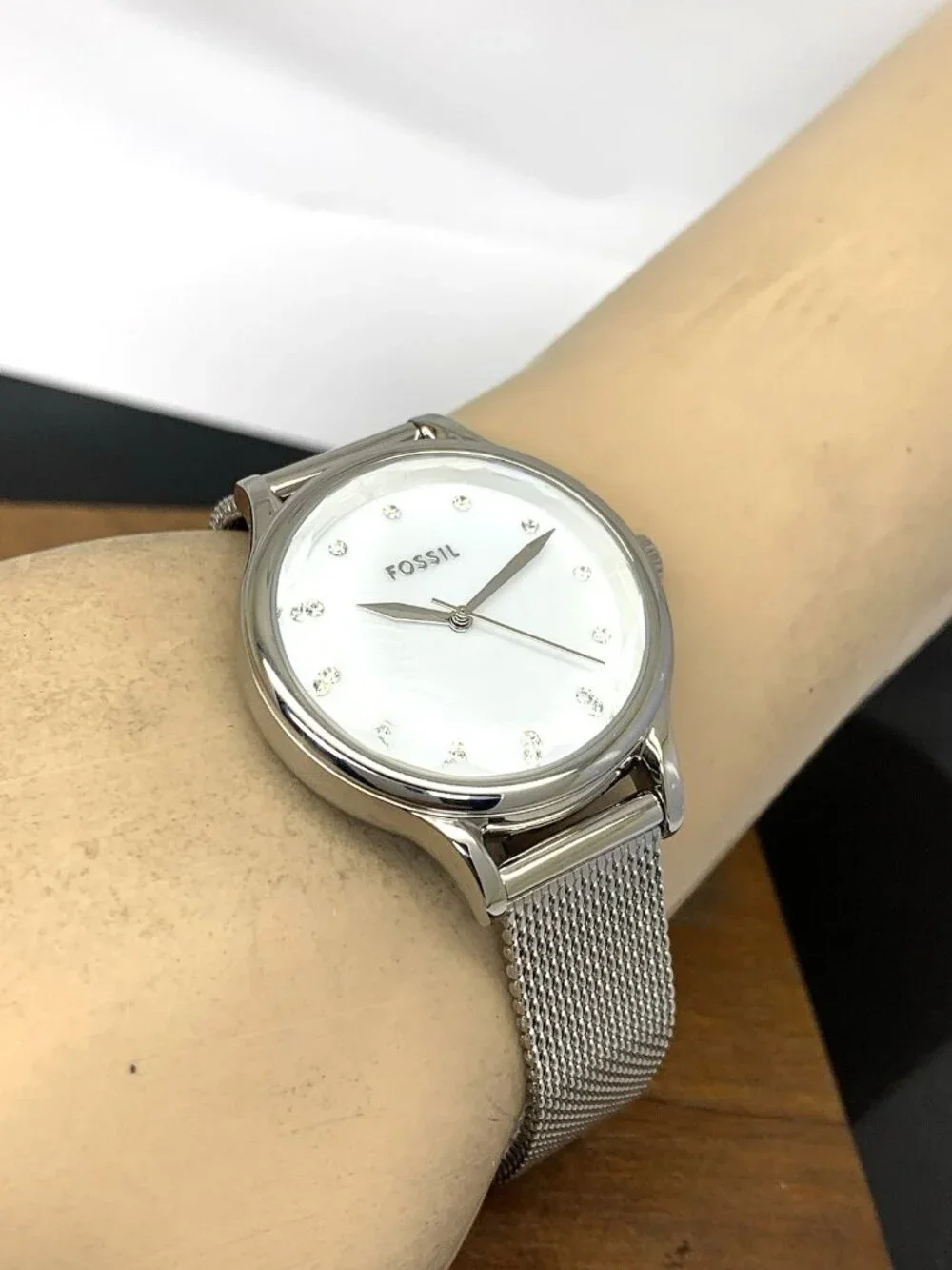 Fossil Women's Watch BQ3390 Quartz Mother of Pearl Dial Stainless Steel 34mm